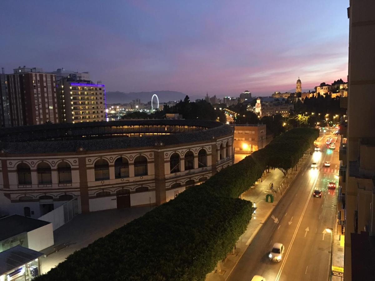 Perla De Malagueta Apartment Малага Екстериор снимка