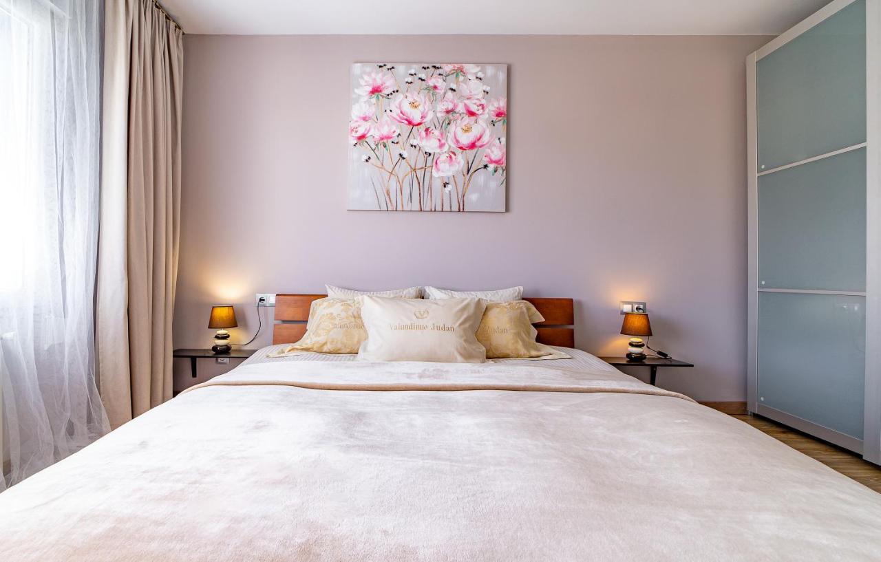 Perla De Malagueta Apartment Малага Екстериор снимка