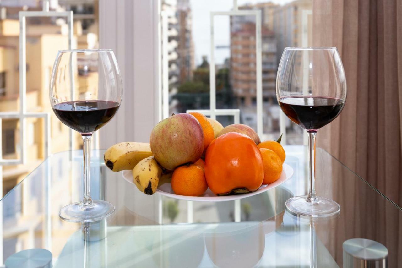 Perla De Malagueta Apartment Малага Екстериор снимка